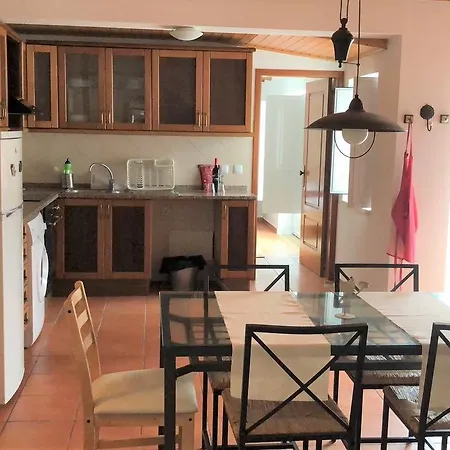 度假居 Checkincheckout Retiro De *